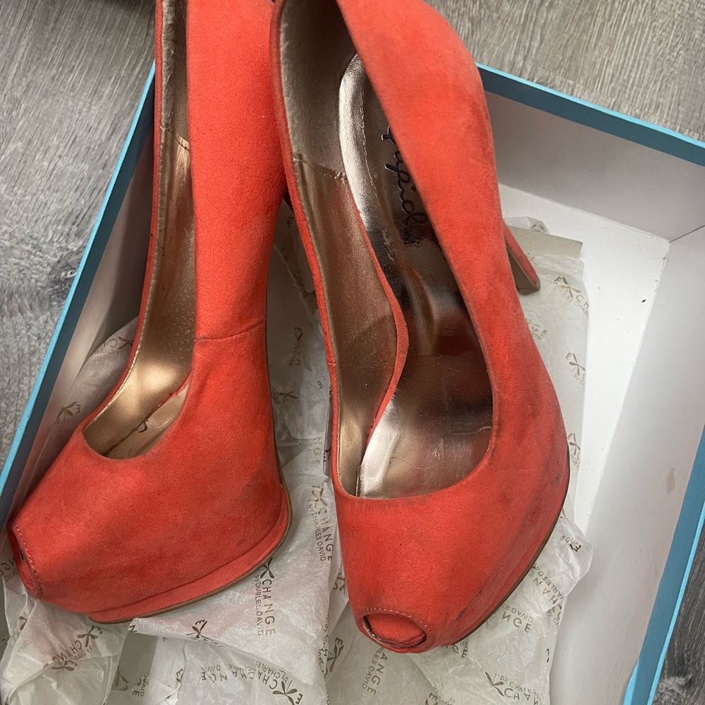 Fun & Flirty 👠 - Picture 4 of 5
